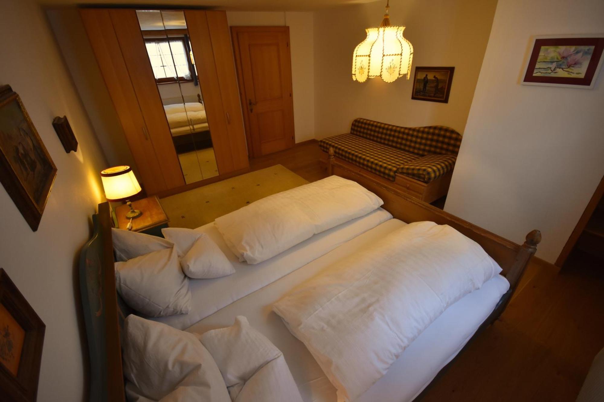 Ferienwohnung Brunnenhof Pettneu am Arlberg Zimmer foto